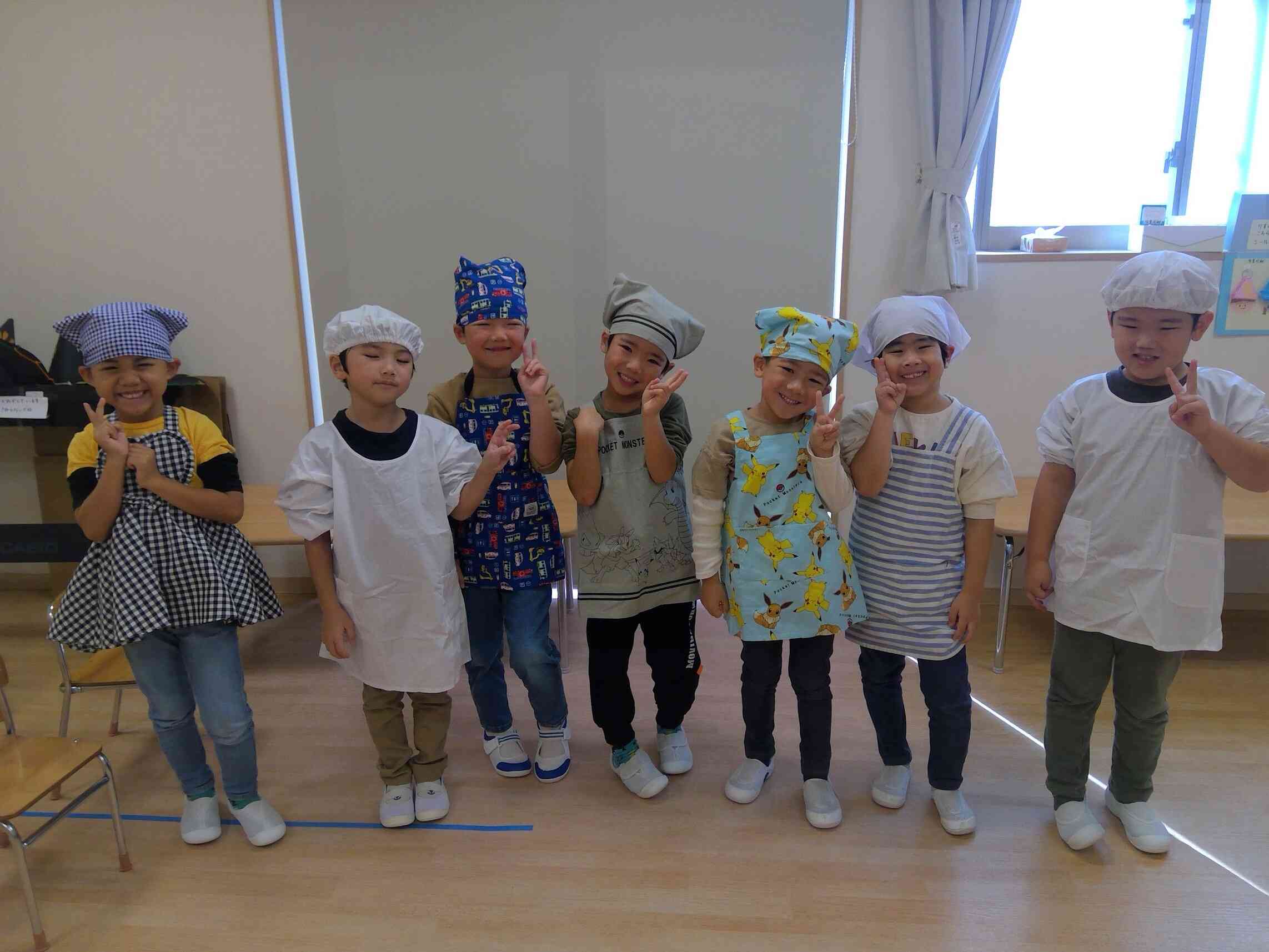 カレー作り頑張ったね！～きりん組～｜ニチイキッズやはば駅前保育園